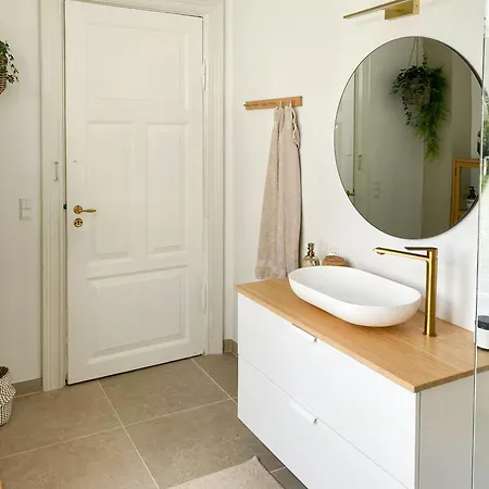 Feriehus Scenic House With Sea Views In Birkeland Hårby