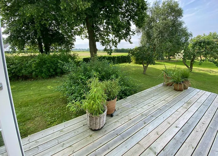 Scenic House With Sea Views In Birkeland *